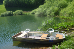 barque-de-peche-legere-en-aluminium-75