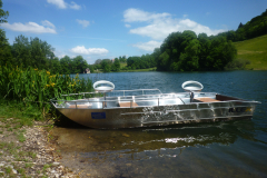 barque-de-peche-legere-en-aluminium-78