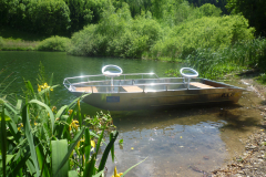 barque-de-peche-legere-en-aluminium-80